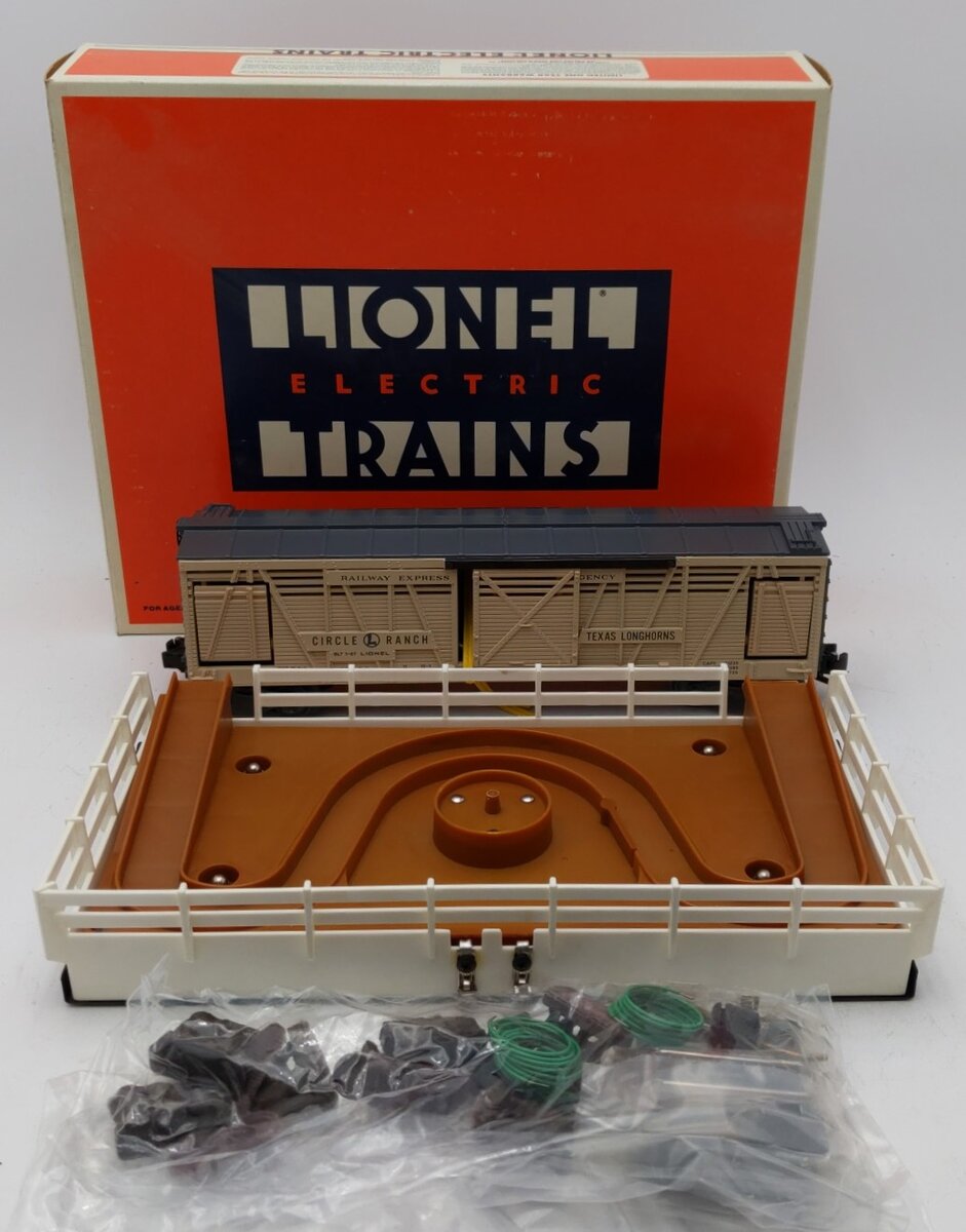 Lionel 6-19800 O Circle L Ranch Operating Cattle Car Set LN/Box