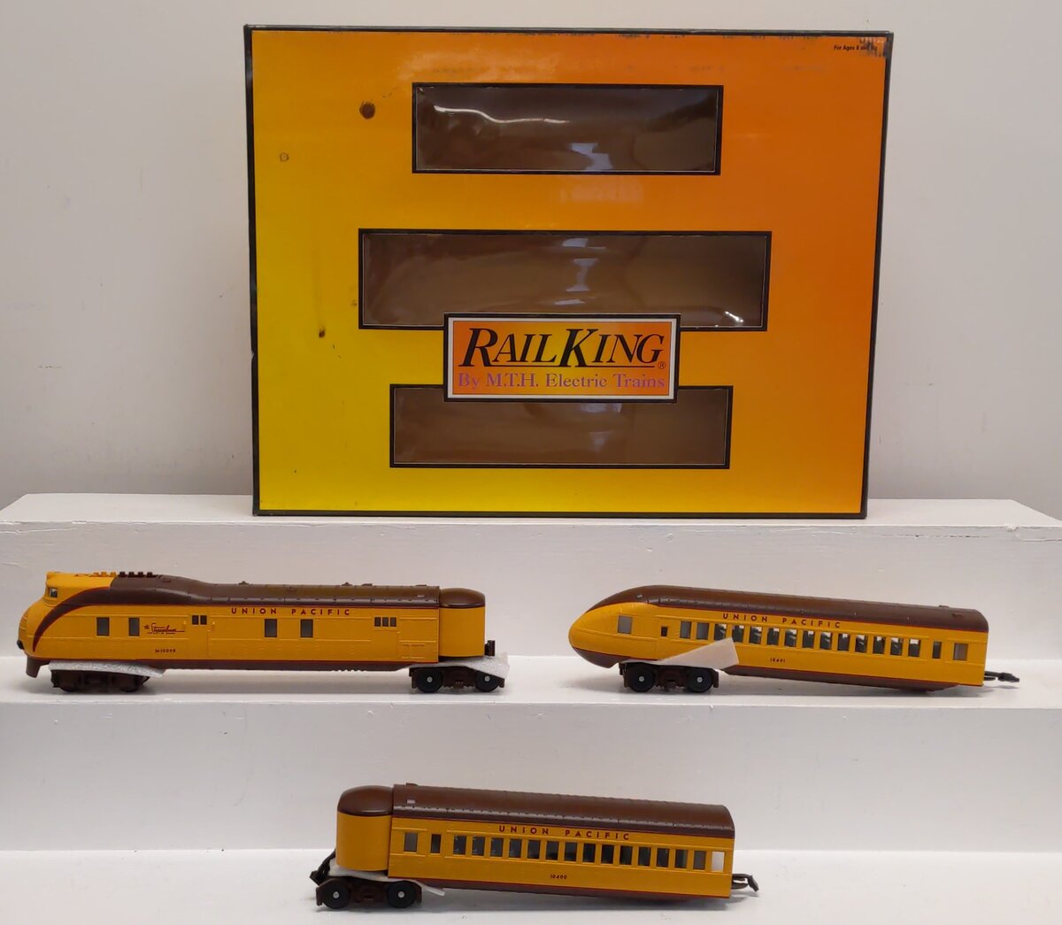 MTH 30-2197-1 O Gauge Union Pacific M10000 Diesel Passenger Train Set w/PS2 LN/Box