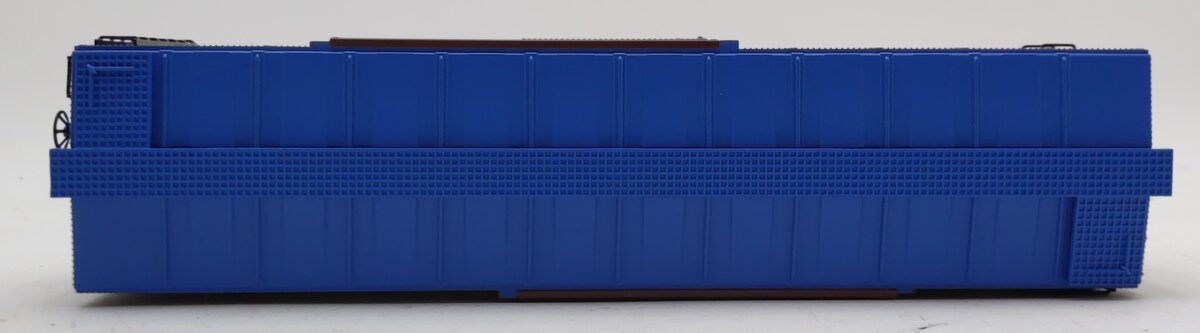 K-Line K-42406 O Conrail Railroad Paint Shop with Boxcar