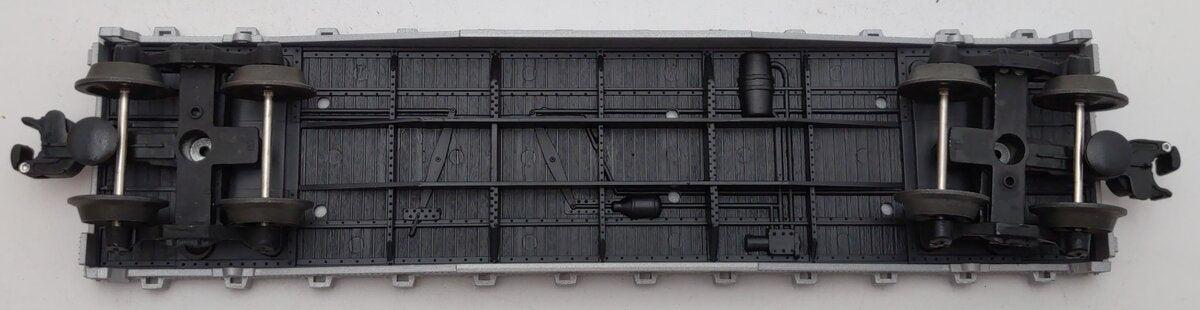 Lionel 6-17517 O Gauge Western Pacific Flatcar #9823 w/Ertl Caterpiller Loader LN/Box