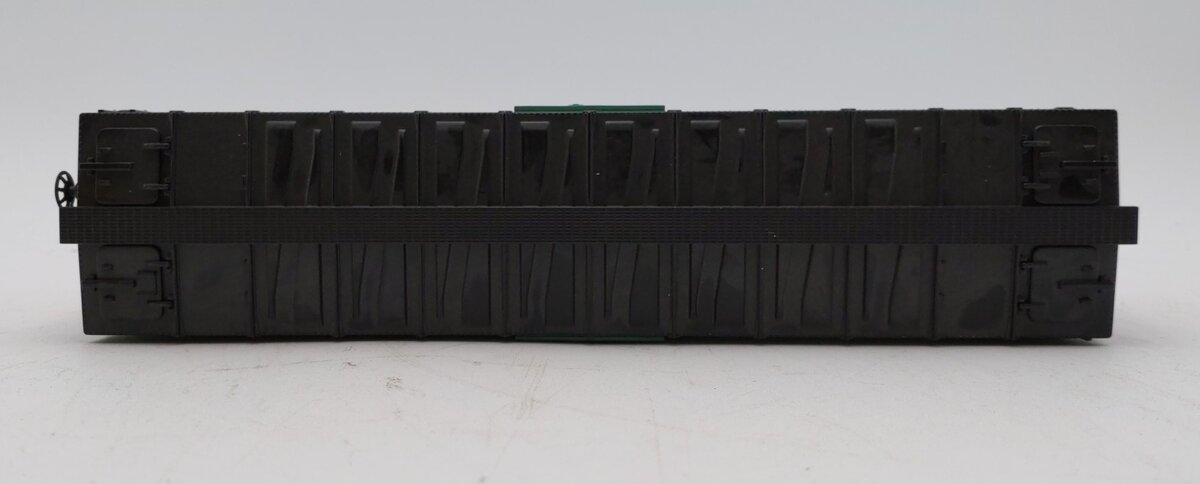 MTH 30-7839 Isaly's Skyscraper Cone Reefer Car NIB