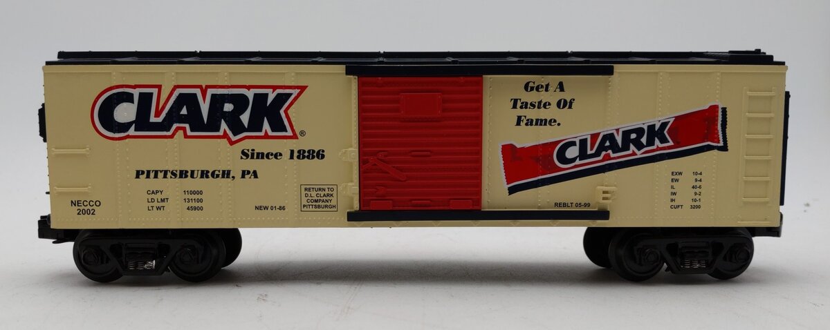 MTH 30-74095 O Gauge Clark Candy Bar Box Car NIB