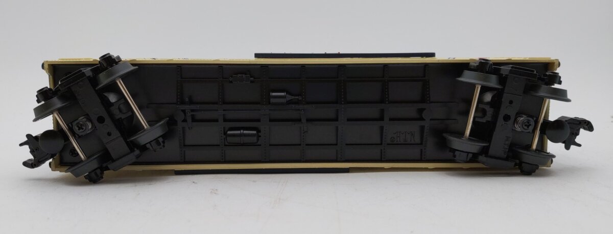 MTH 30-74095 O Gauge Clark Candy Bar Box Car NIB