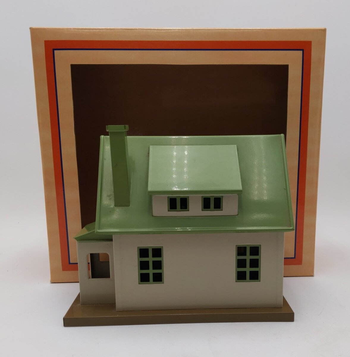 MTH 11-90096 Standard Gauge Bungalow Light Green & Gray #11-84