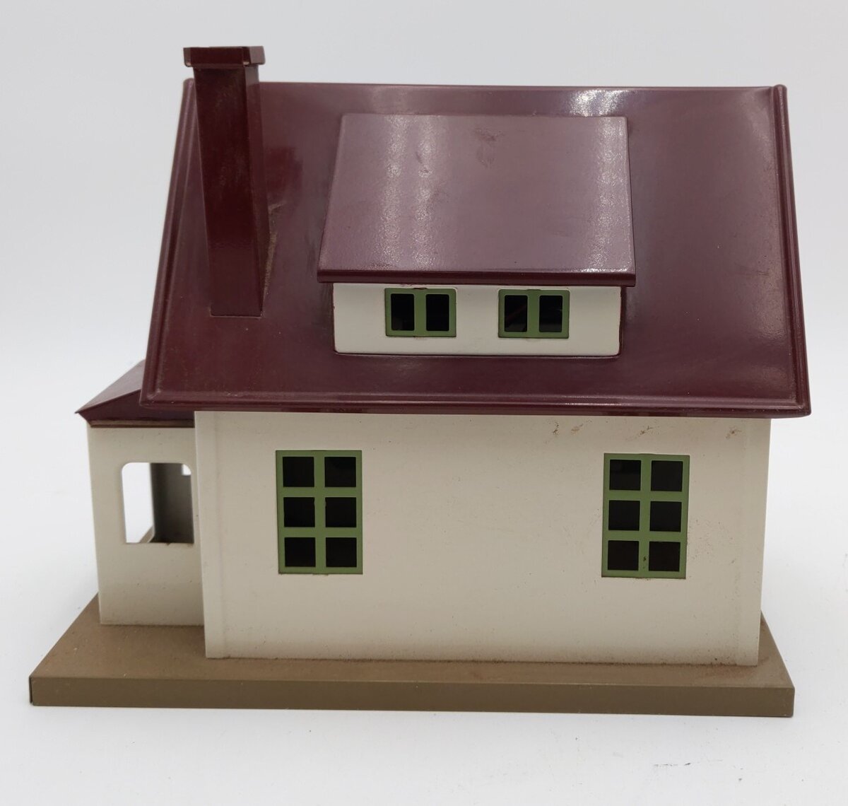 MTH 11-90097 Standard Gauge Bungalow White & Maroon #11-84