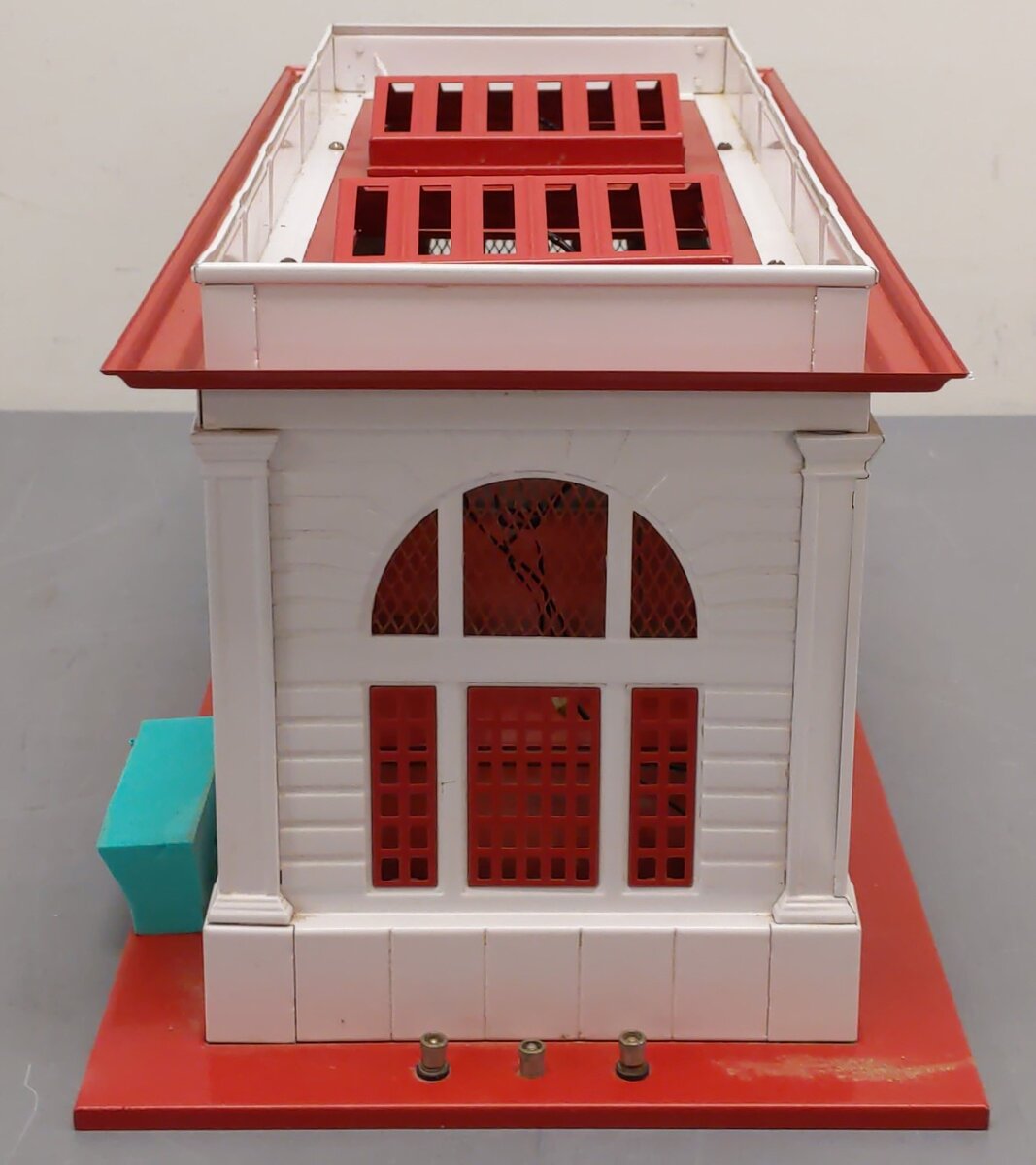 MTH 10-1070 Standard Gauge White and Red Double Passenger Station #116