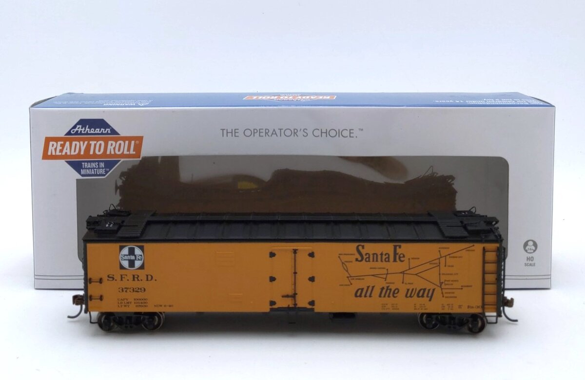 Athearn 97350 HO Santa Fe RTR 50' Ice Bunker Reefer #37329