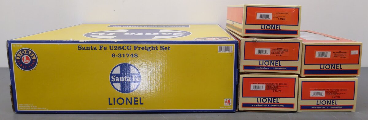 Lionel 6-31748 Santa Fe U28CG O Gauge Diesel Freight Train Set EX/Box