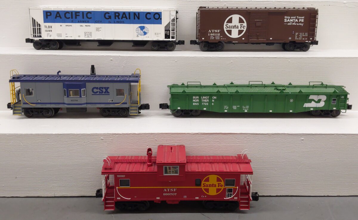 Lionel 6-31748 Santa Fe U28CG O Gauge Diesel Freight Train Set EX/Box