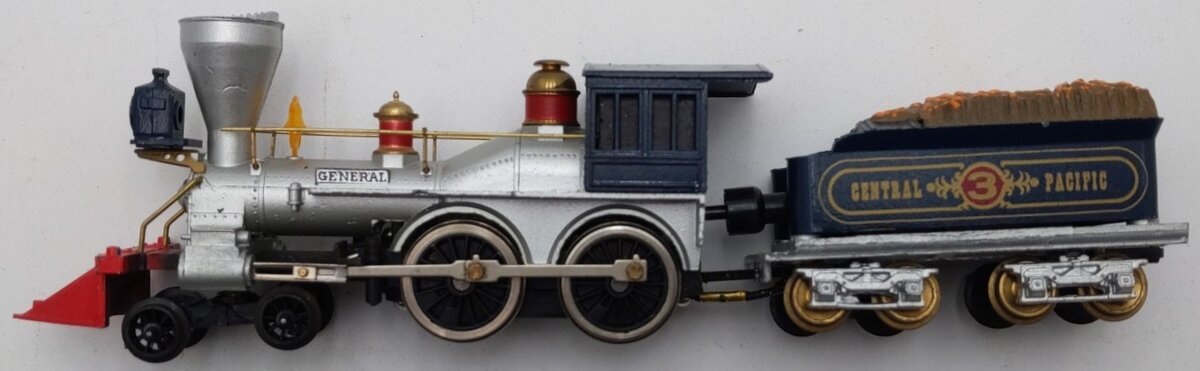 Mantua 1880 HO Scale Central Pacific 4-8-0 Steam Locomotive & Tender #3 EX