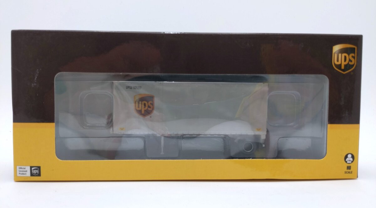 Athearn 29431 HO UPS 28' Container & Chassis #621277