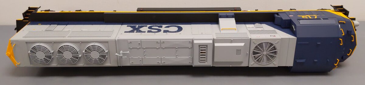 USA Trains R22607 G Gauge CSX SD70 MAC Blue/Gray Diesel Locomotive #715 EX/Box