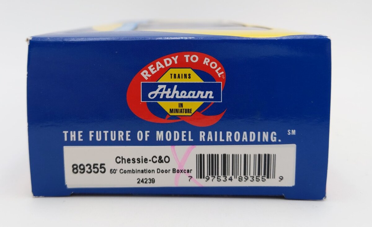 Athearn 89355 Chessie/C&O 50' Combo Door Boxcar #24239