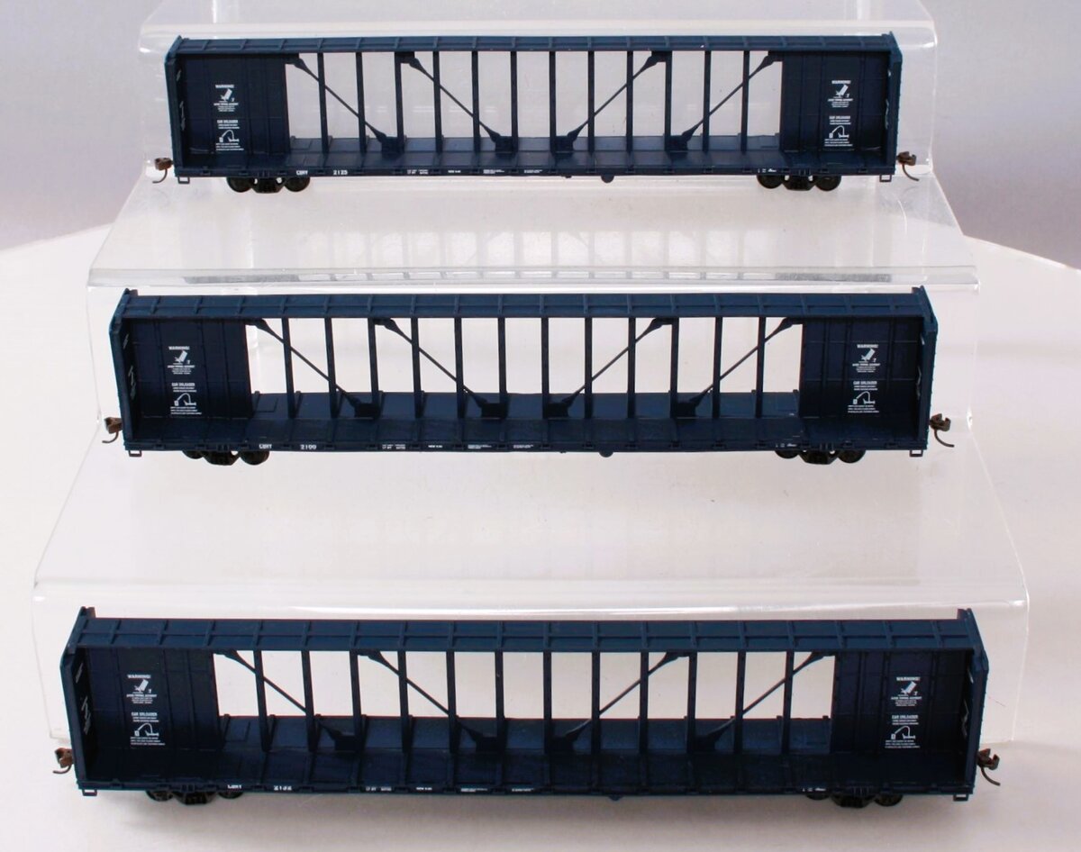 Walthers 932-34106 HO Plum Creek 72' Center Beam Bulkhead Flatcar (Pack of 3)