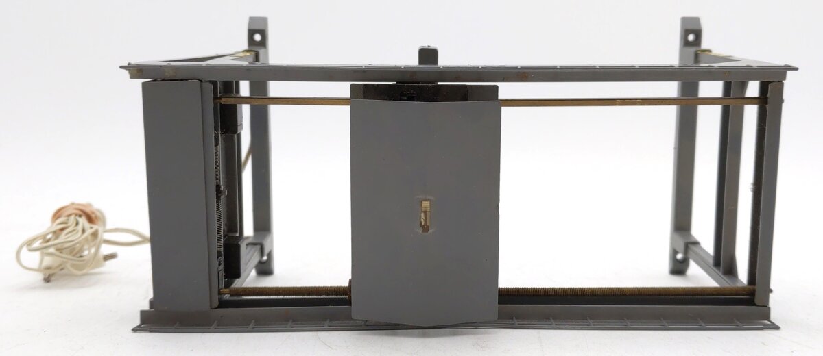 Brawa 1150 N Scale Container Crane VG/Box