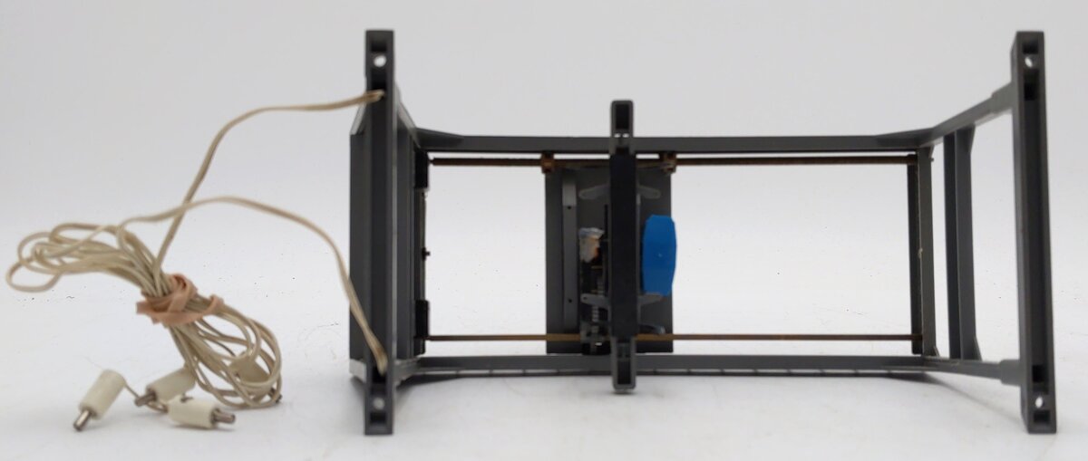 Brawa 1150 N Scale Container Crane VG/Box