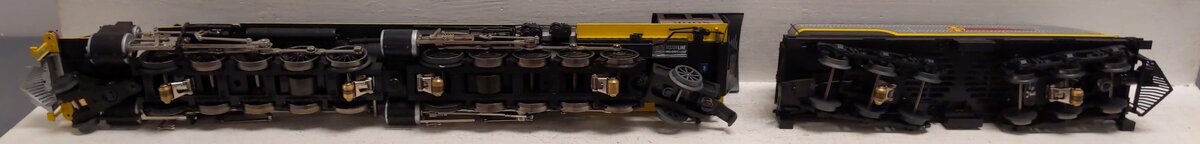 Lionel 2131500 O VISIONLINE Santa Fe 2-10-10-2 Steam Locomotive & Tender #3008