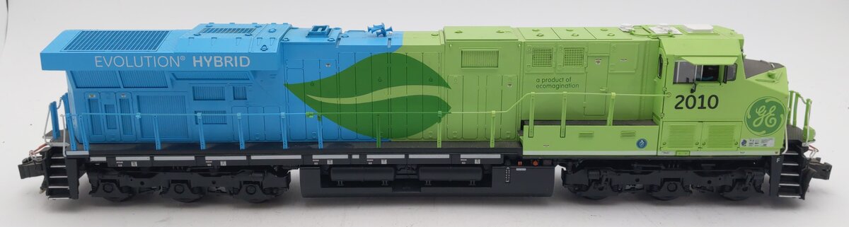 Lionel 6-28306 O VISIONLINE GE ES44AC Evolution Hybrid Diesel Locomotive #2010 EX/Box