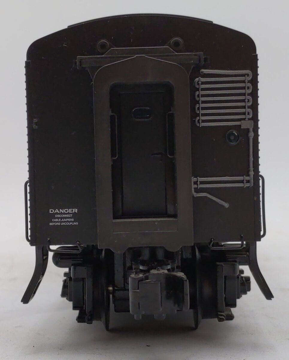 Lionel 6-24547 O New York Central Non-Powered FB-2 Diesel Locomotive #3330 MT/Box