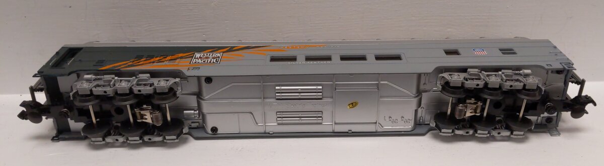 MTH 20-67144 O Gauge Western Pacific 70' ABS Vista Dome Passenger Car