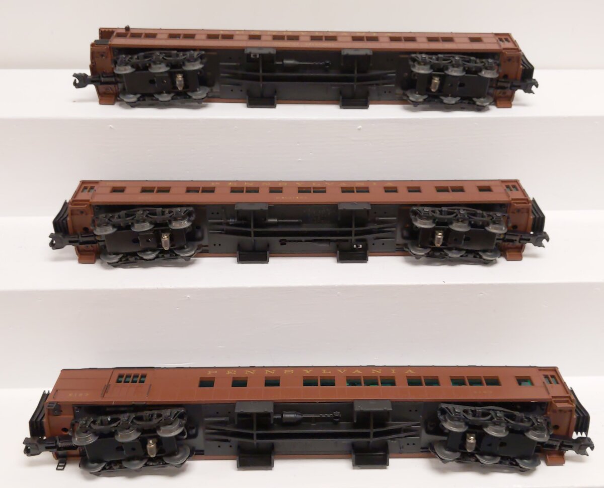 Lionel 6-25635 O Pennsylvania Red Arrow Heavyweight Passenger Cars 3-Pack