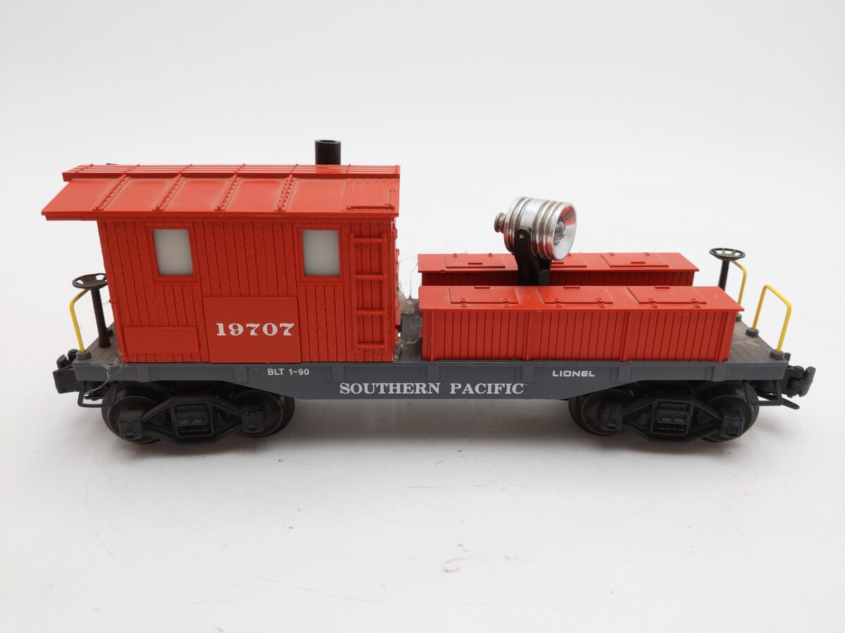 Lionel 6-19707 O Gauge Southern Pacific Searchlight Work Caboose #19707 EX/Box