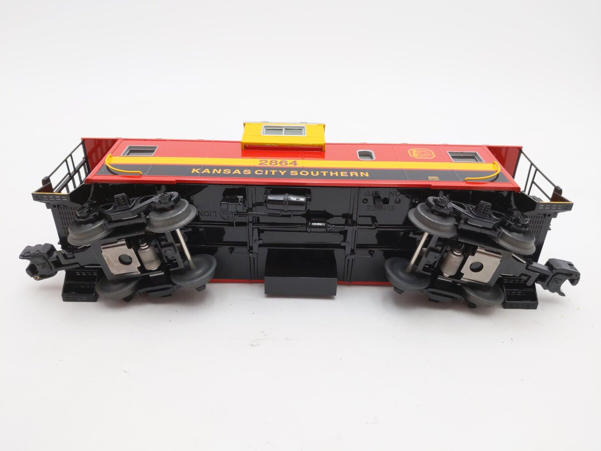 Lionel 6-27661 Kansas City Southern Extended Vision Caboose w/ Smoke & Light