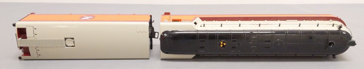 Lionel 6-38094 O Gauge Milwaukee Road Hiawatha 4-4-2 Steam Loco & Tender #3 EX/Box