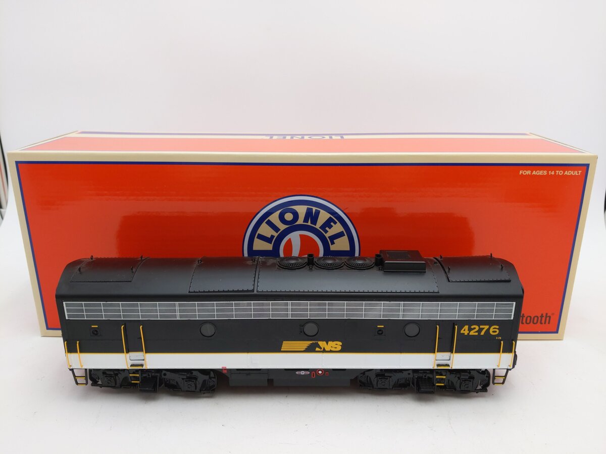 Lionel 2033289 O Norfolk Southern F7B Diesel Locomotive with Superbass #4276