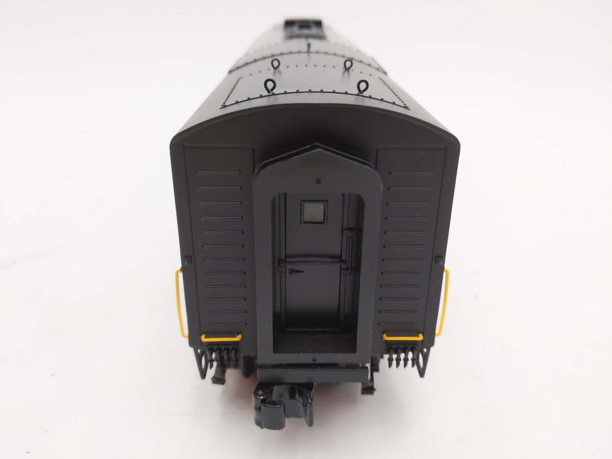Lionel 2033289 O Norfolk Southern F7B Diesel Locomotive with Superbass #4276