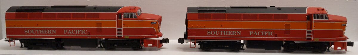 Lionel 6-38573 SP Legacy RF-16 Sharknose AA Diesel Locomotive Set #6056/6058