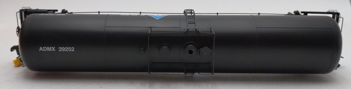 Lionel 6-85089 O ADM 30K Tank Car with End of Train Device #29252