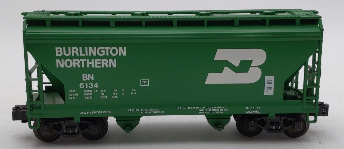 Lionel 6-6134 O Gauge Burlington Northern 2-Bay Center Flow Hopper #6134 LN/Box