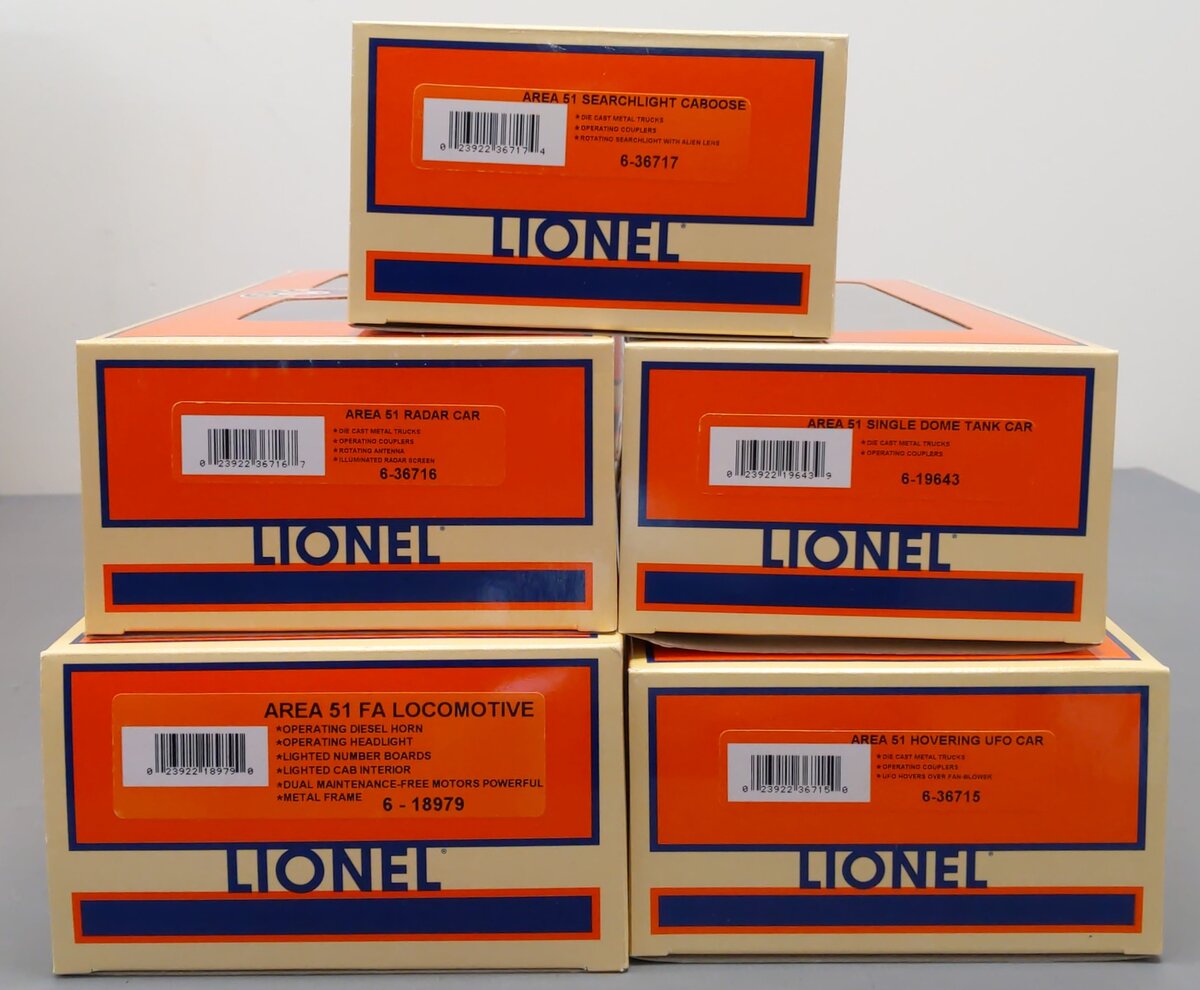 Lionel 6-31926 O Gauge Area 51 Alien Recovery Diesel Train Set LN/Box