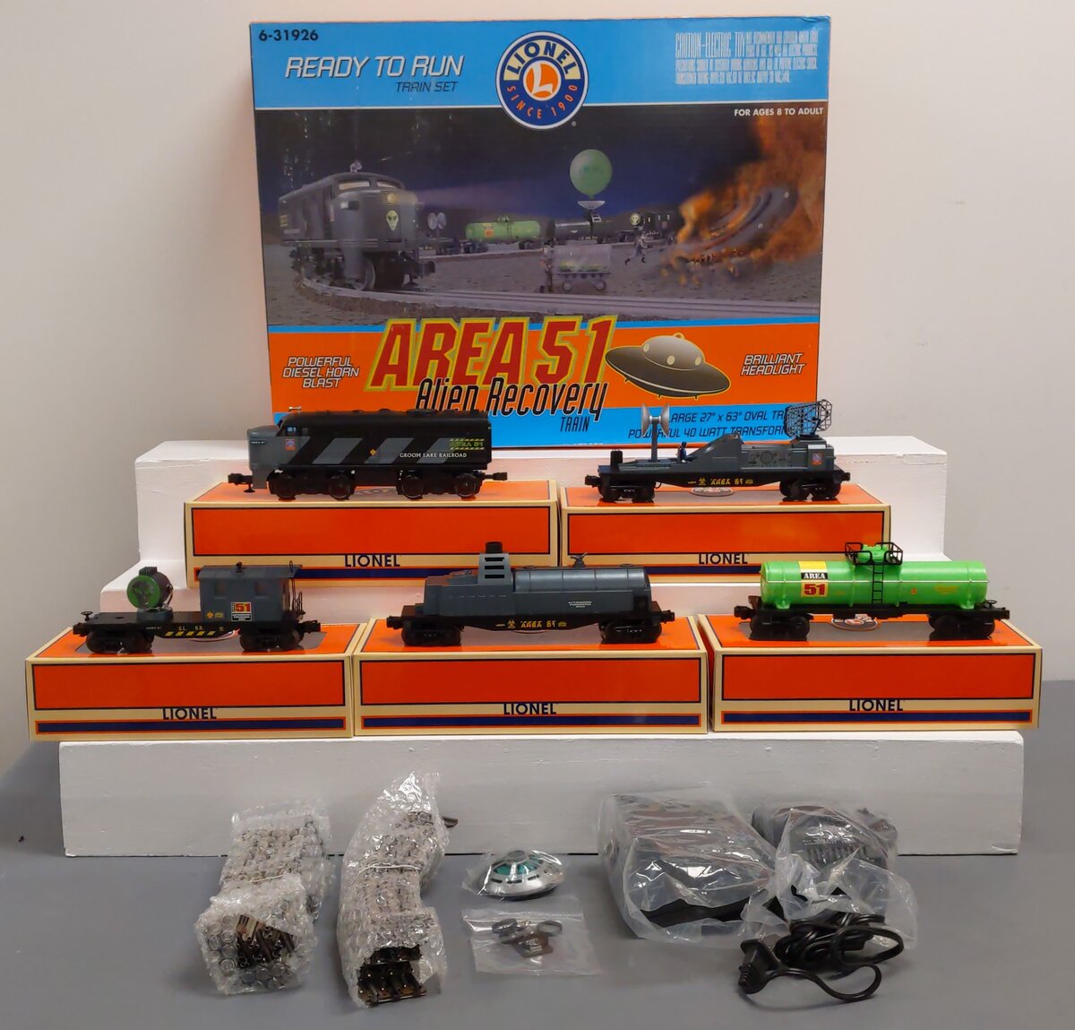 Lionel 6-31926 O Gauge Area 51 Alien Recovery Diesel Train Set MT/Box