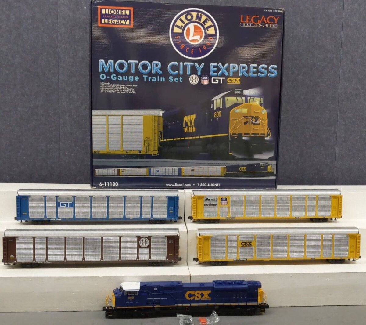Lionel 6-11180 O CSX Modern SD80MAC Auto Carrier Diesel Train Set #809