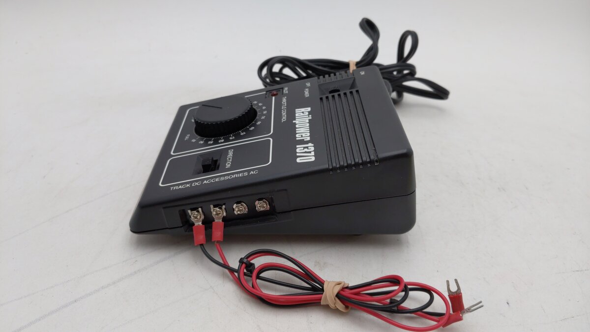 MRC AA370 HO & N Model Train Railpower 1370 Power Pack Transformer EX/Box