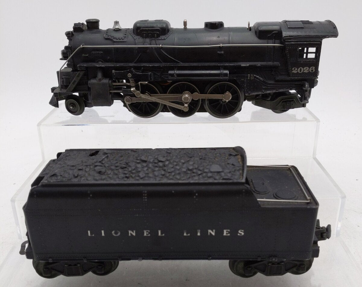 Lionel 2026 Vintage O Lionel Lines 2-6-2 Steam Locomotive w/6466W Tender VG