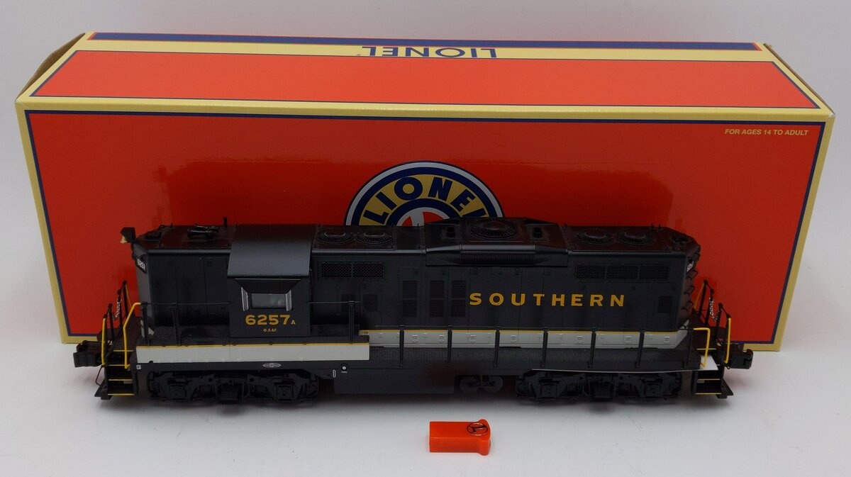 Lionel 6-82795 Southern GP9 Diesel Locomotive #6257