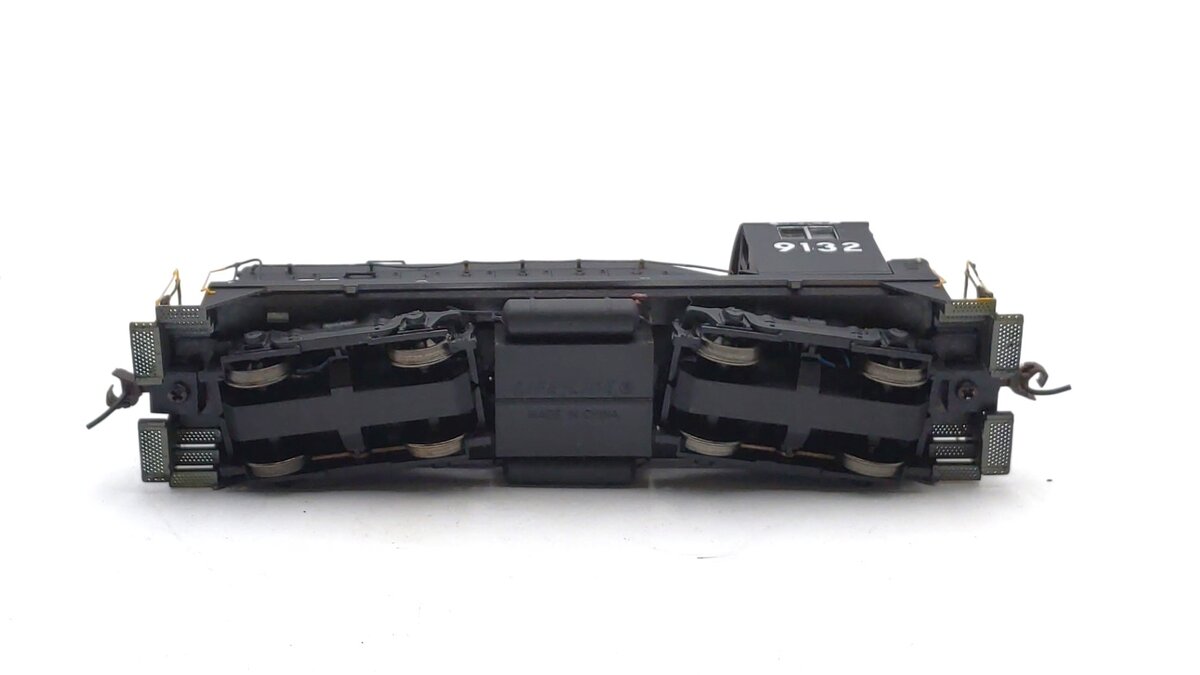 HO Scale Conrail Diesel Switcher #9132 Custom EX
