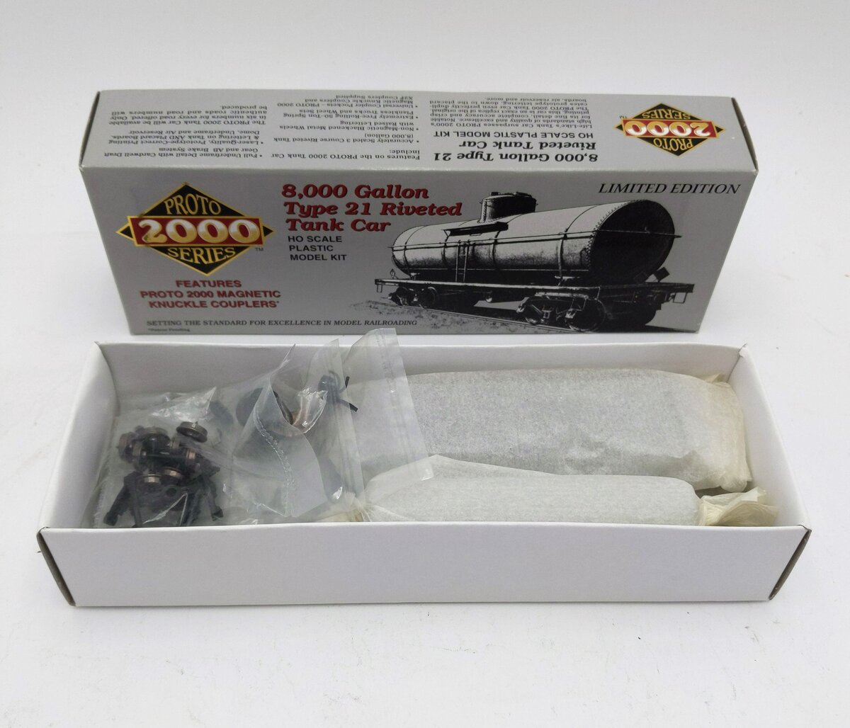 Proto 2000 21282 HO Scale Shell 8,000 Gallon Type 21 Riveted Tank Car #1409