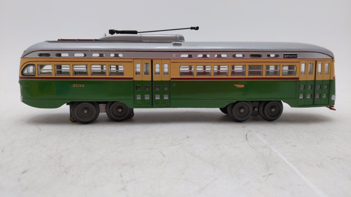 Corgi 55001 1:50 Non-Powered Philadelphia PCC Street Car Limited Edition