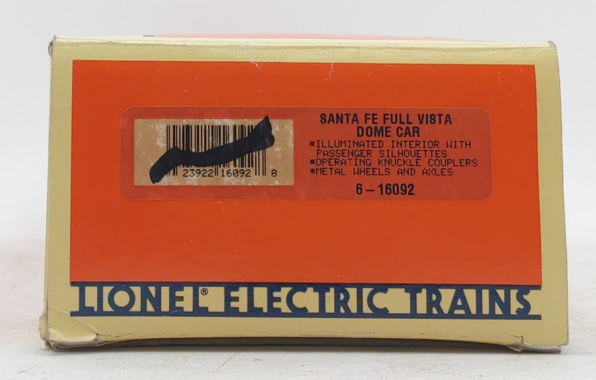 Lionel 6-16092 O Gauge Santa Fe Illuminated Full Vista Dome Passenger Car LN/Box