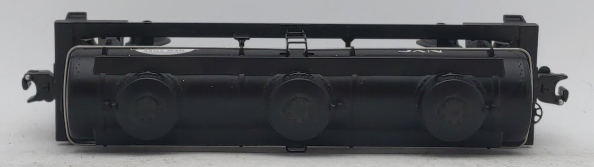 Lionel 6-26154 O Gauge NYC Triple Dome Tank Car #26154 LN/Box
