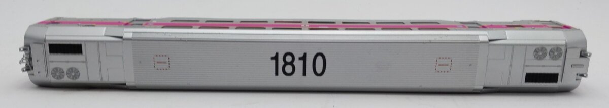 Atlas 20004838 HO Scale MBTA Multi-level Cab Car #1810