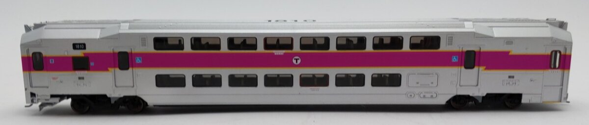 Atlas 20004838 HO Scale MBTA Multi-level Cab Car #1810