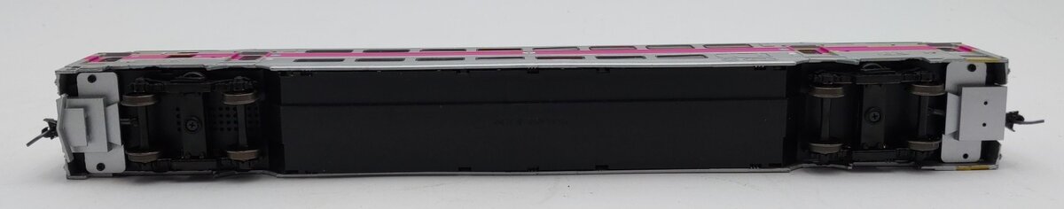 Atlas 20004838 HO Scale MBTA Multi-level Cab Car #1810