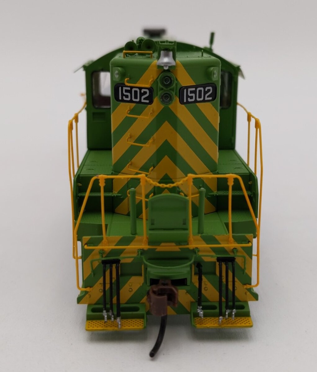 Athearn G64277 HO Illinois Terminal GP7 Diesel Locomotive with DCC & Sound #1502