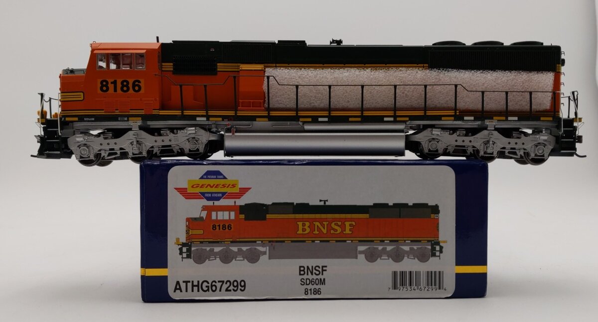 Athearn G67299 HO BNSF/Heritage II SD60M Diesel Locomotive #8186