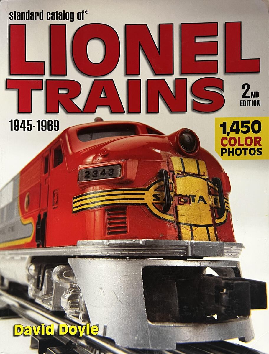 Standard Catalog of Lionel 1945-1969 Paperback VG